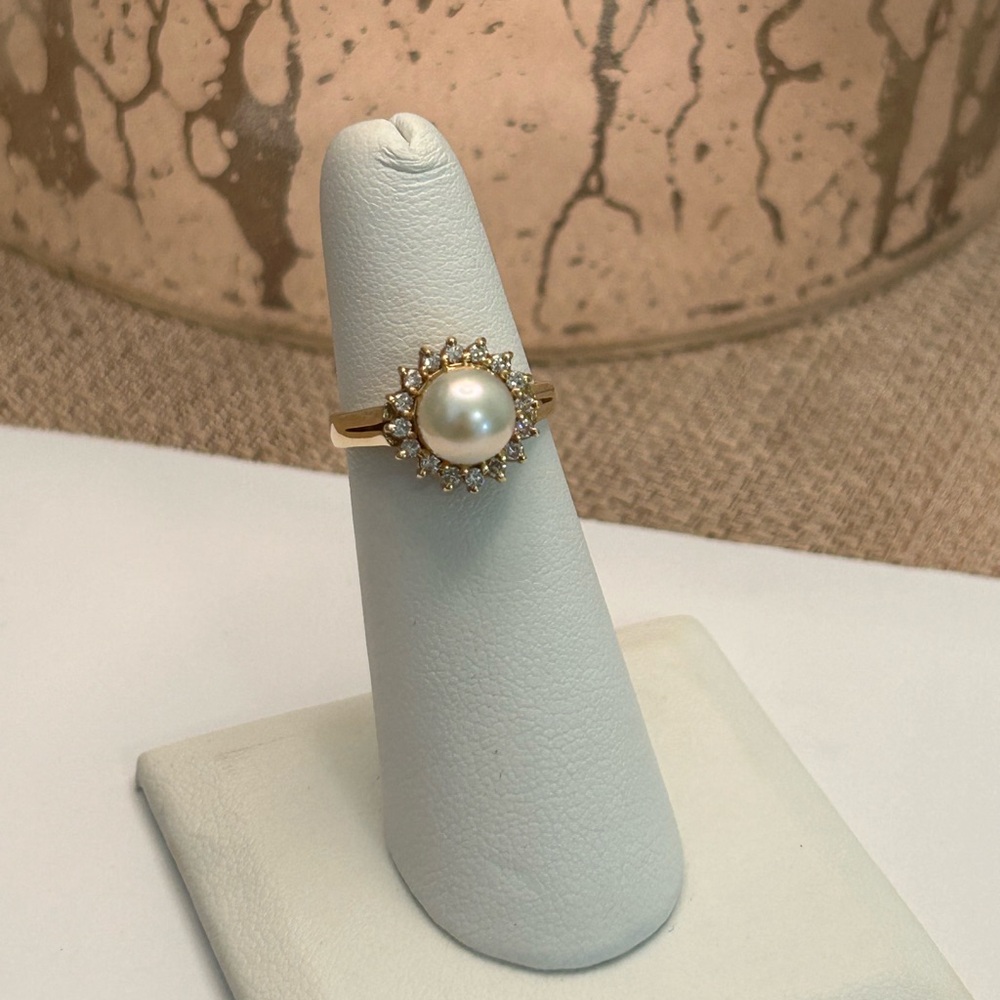 14K PEARL & NATURAL DIAMOND RING